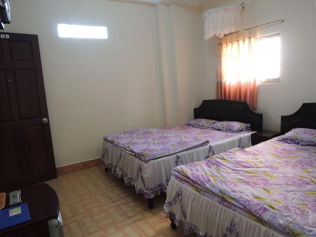 Phuong Tung Hotel Dalat Luaran gambar