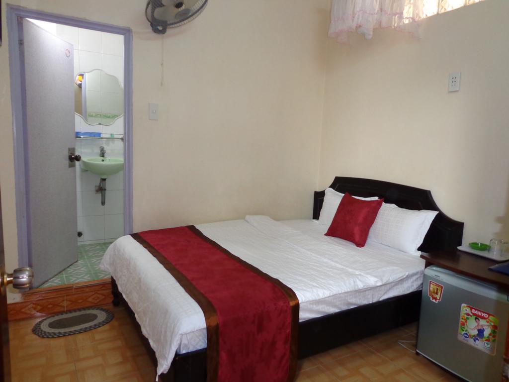 Phuong Tung Hotel Dalat Luaran gambar